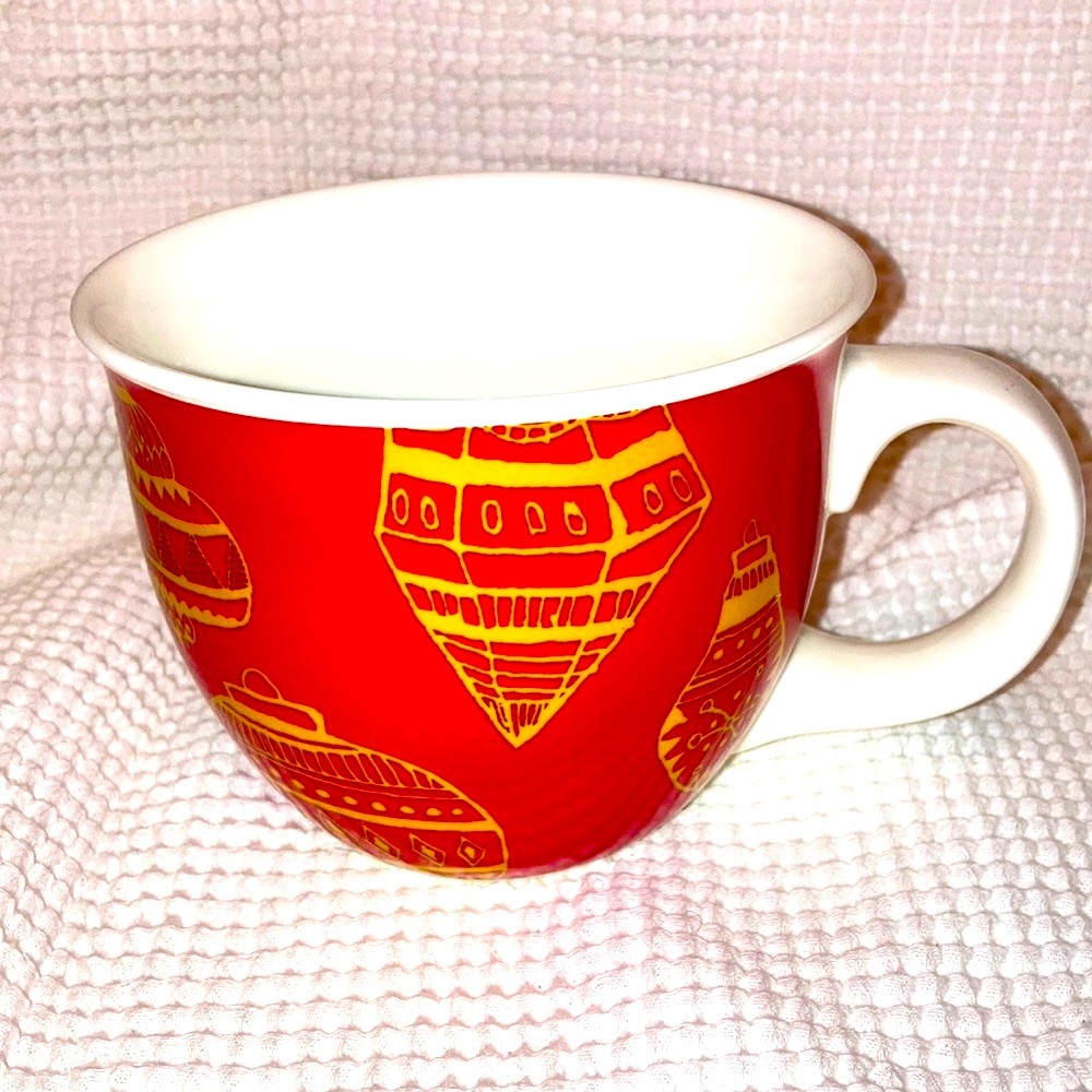 2015 Starbucks Christmas 14 oz. Coffee Cup